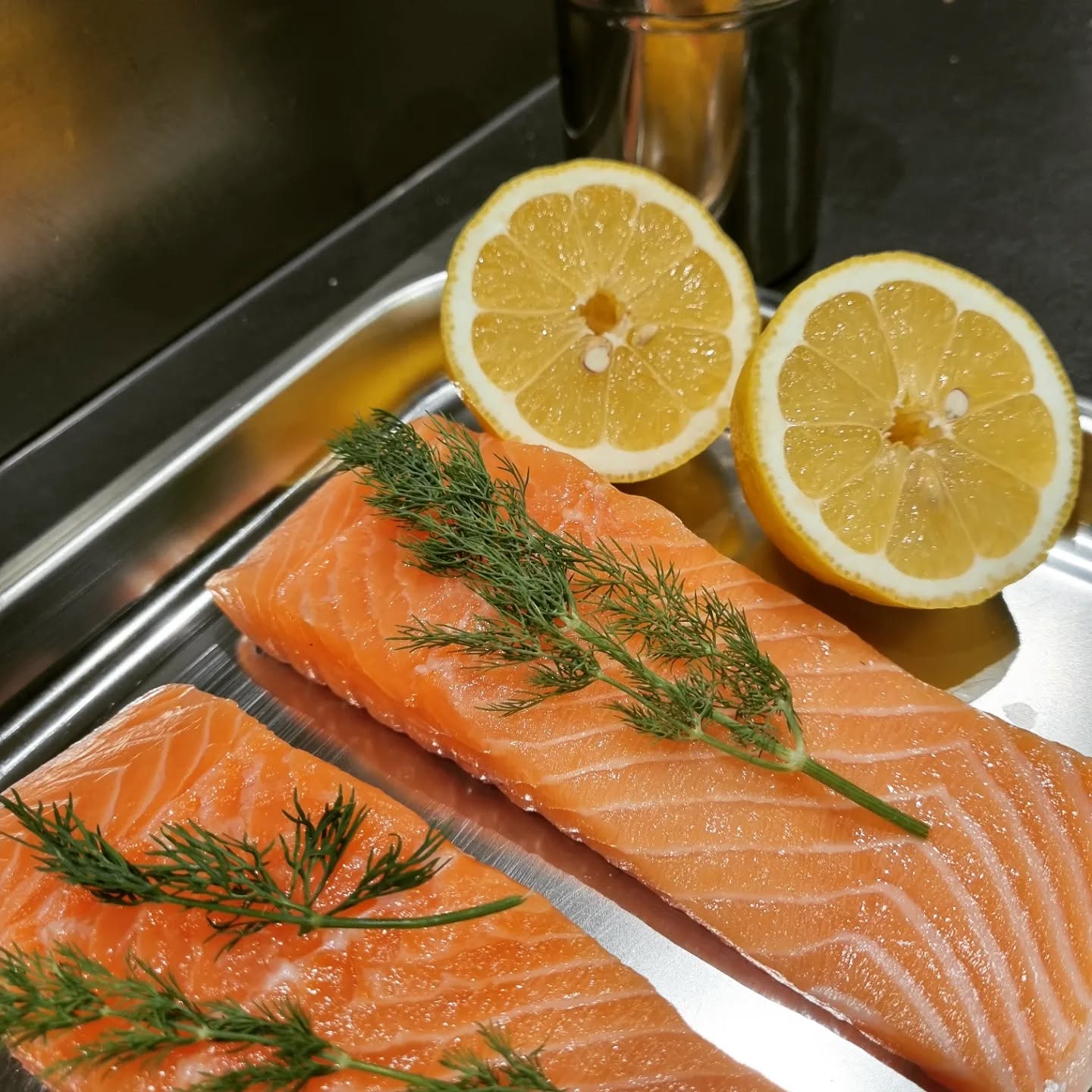Lachs auf Zedernholz